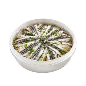 Filet d'anchois mariné à l'ail