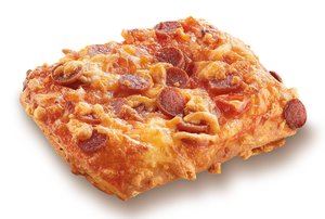 10018 Gevulde pizza salami
